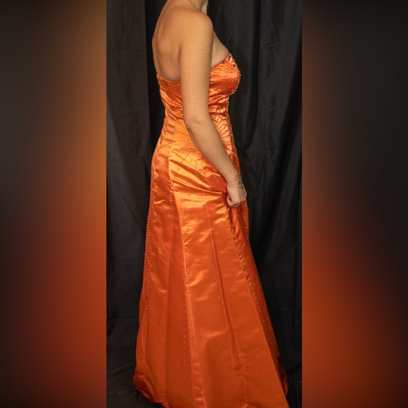 Orange prom dress - Picture 2 of 3